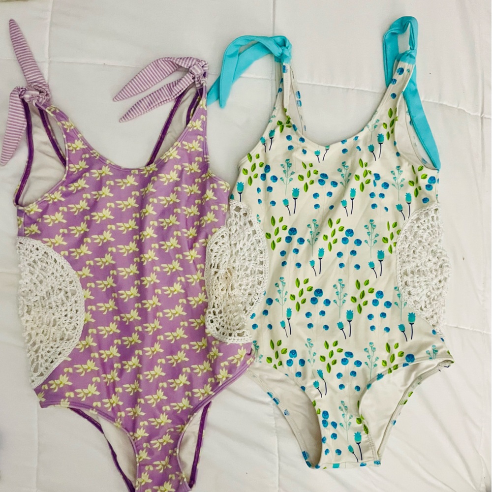 2 Kimi and Li size 10 One piece